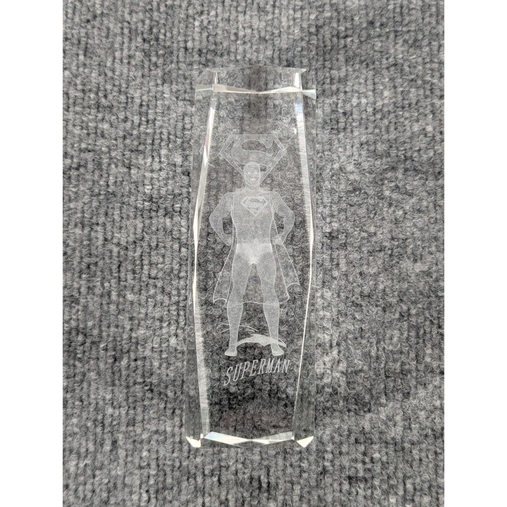 Superman DC Comics 3D Laser Etched Crystal Glass Paperweight Collectible 6 Inch
